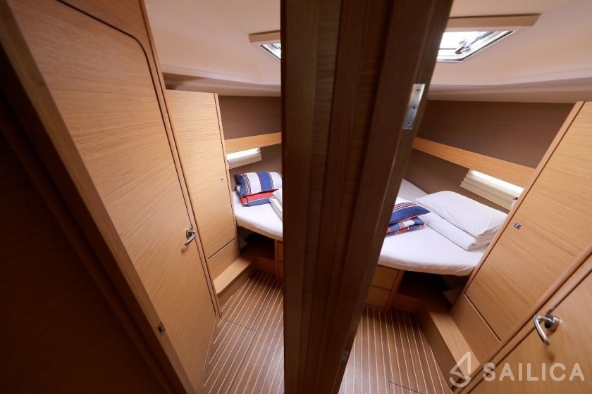 Dufour 460 GL - Yacht Charter Sailica