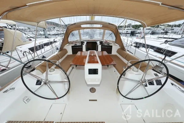 Dufour 460 GL - Yacht Charter Sailica