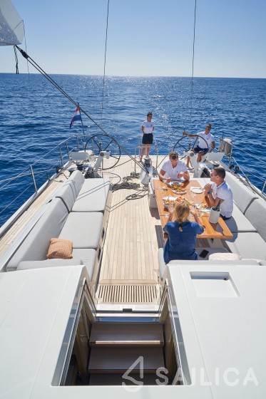 CNB 76 - Yacht Charter Sailica