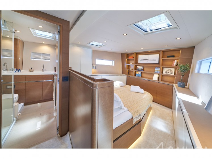 CNB 76 - Yacht Charter Sailica