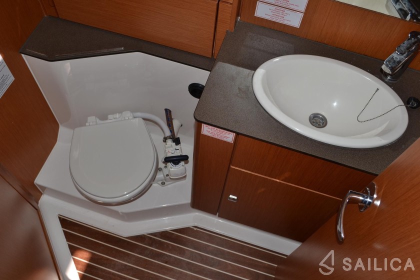 Bavaria Cruiser 56 - Yacht Charter Sailica