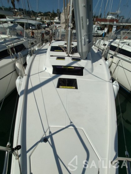 Dufour 430 - Yacht Charter Sailica