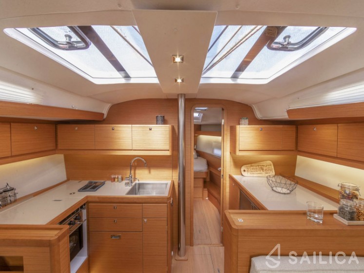 Dufour 430 - Yacht Charter Sailica