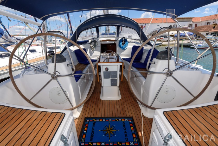 Bavaria 42 Cruiser - Yacht Charter Sailica