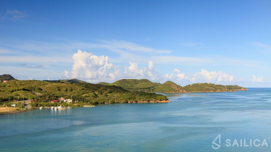 Lagoon 40 - Yacht Charter Sailica