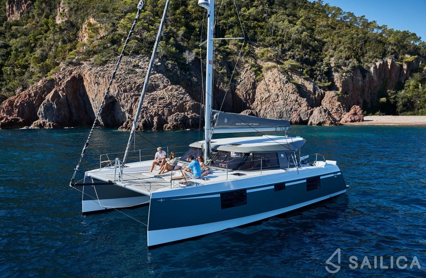 Nautitech 40 open NEW - 4 + 2 cab. - Yacht Charter Sailica