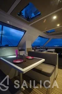Nautitech 40 open NEW - 4 + 2 cab. - Yacht Charter Sailica
