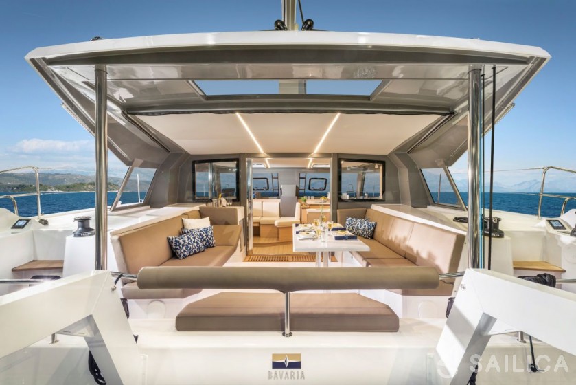 Nautitech 40 open NEW - 4 + 2 cab. - Yacht Charter Sailica