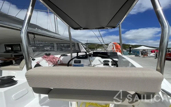 Nautitech 40 open NEW - 4 + 2 cab. - Yacht Charter Sailica