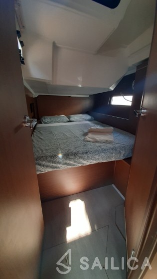 Oceanis 46.1 - Yacht Charter Sailica