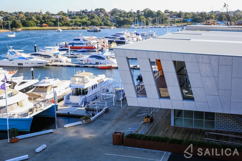 Majesty 122 - Yacht Charter Sailica