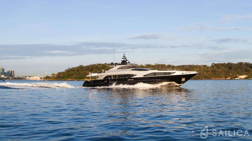 Majesty 122 - Yacht Charter Sailica