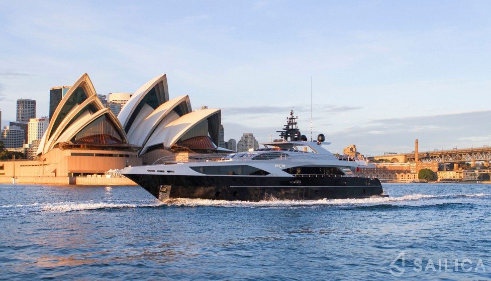 Majesty 122 - Yacht Charter Sailica