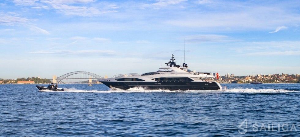 Majesty 122 - Yacht Charter Sailica