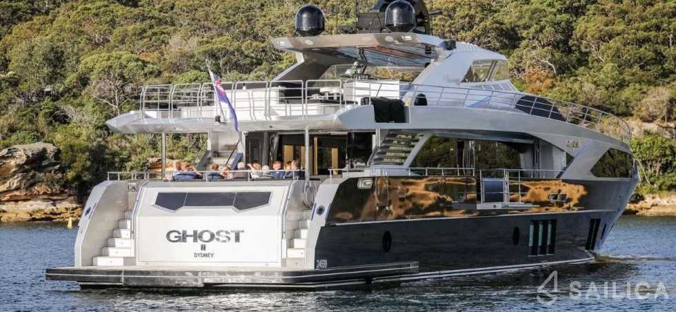 Majesty 122 - Yacht Charter Sailica