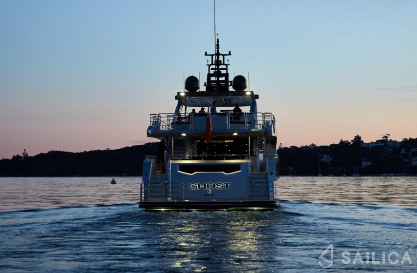 Majesty 122 - Yacht Charter Sailica