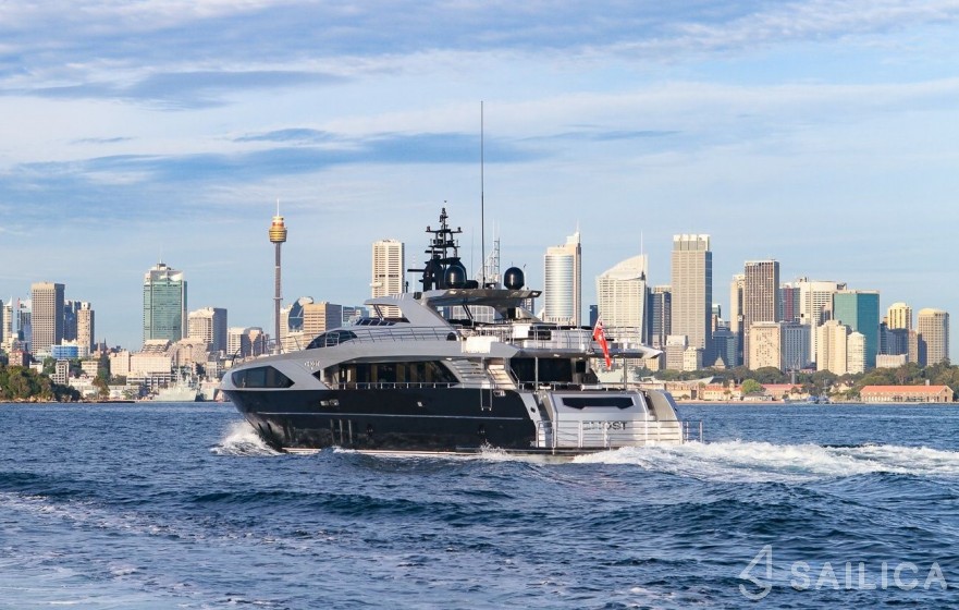 Majesty 122 - Yacht Charter Sailica