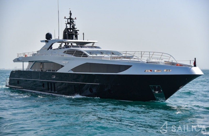 Majesty 122 - Yacht Charter Sailica