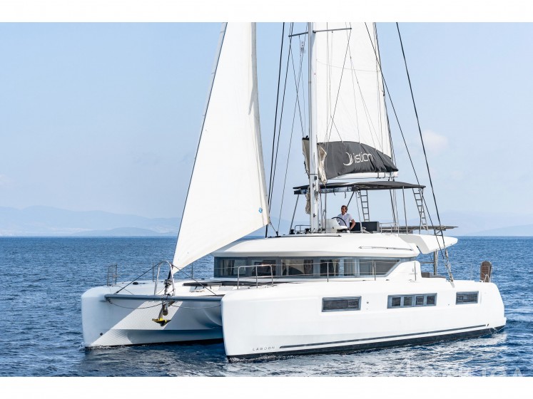 Lagoon 50 - Yacht Charter Sailica