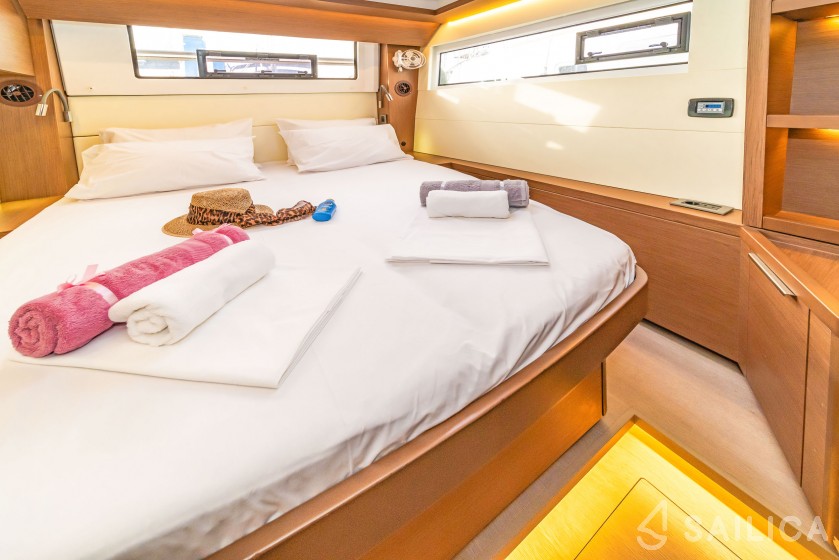 Lagoon 50 - Yacht Charter Sailica
