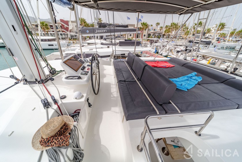 Lagoon 50 - Yacht Charter Sailica