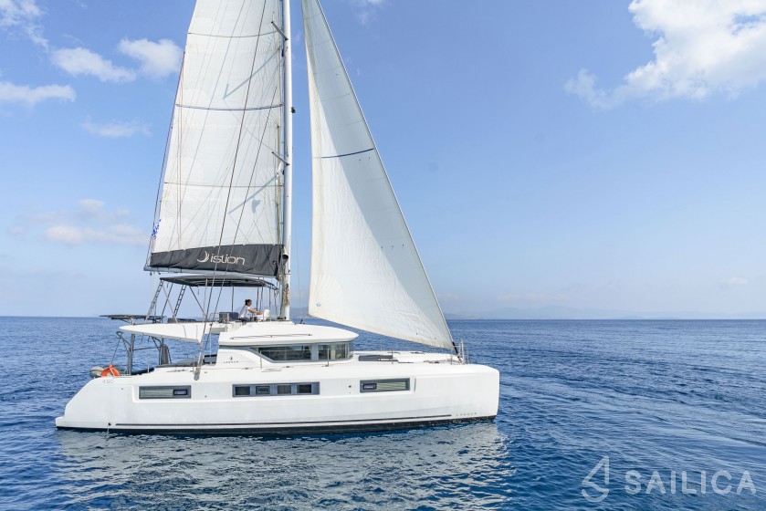 Lagoon 50 - Yacht Charter Sailica