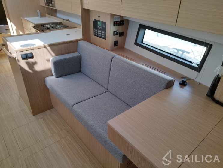 Bavaria C42 - Yacht Charter Sailica