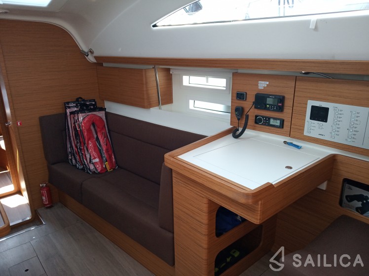 Elan 45 Impression - Yacht Charter Sailica