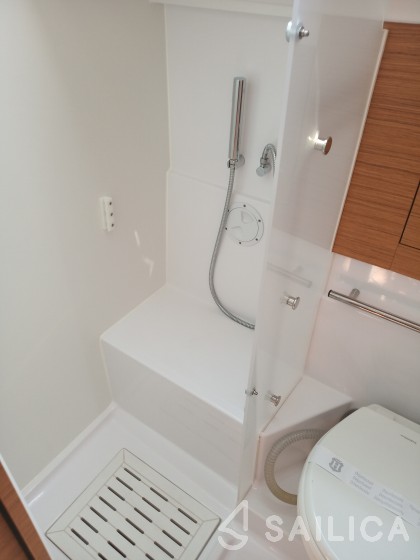 Elan 45 Impression - Yacht Charter Sailica