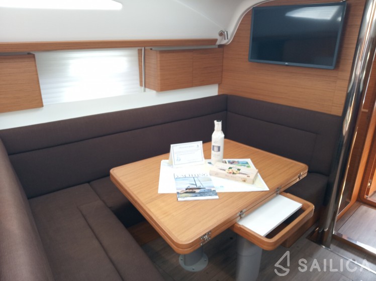 Elan 45 Impression - Yacht Charter Sailica