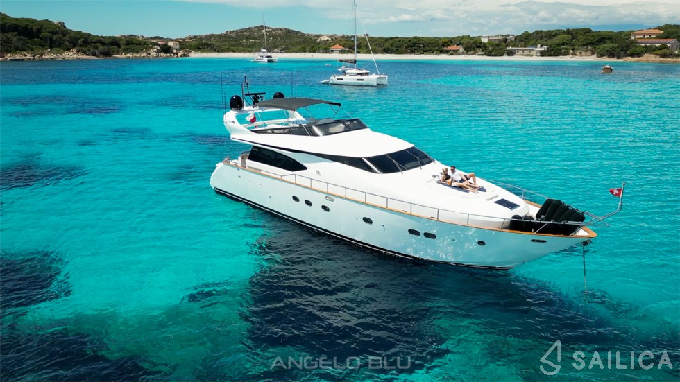 Maiora 20S - Yacht Charter Sailica
