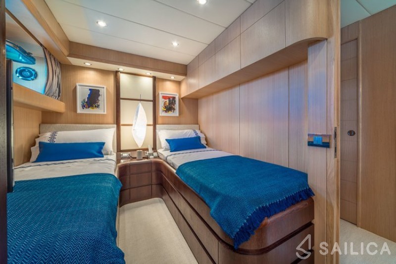 Maiora 20S - Yacht Charter Sailica