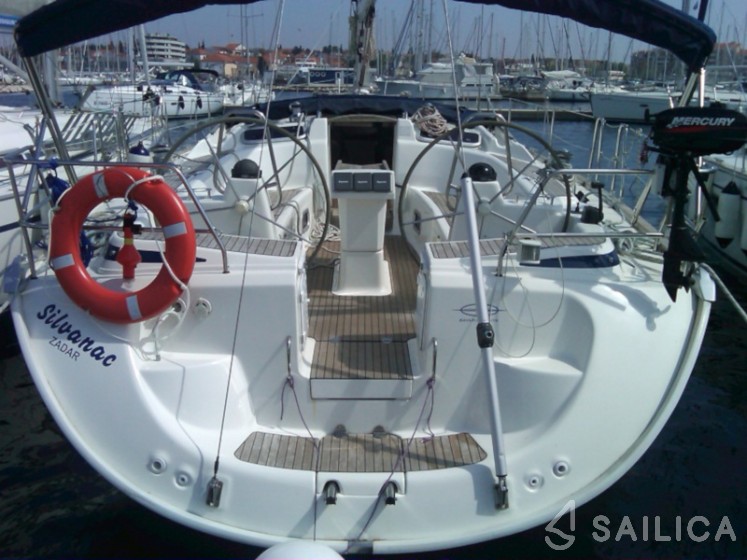 Bavaria 46 Cruiser - Yacht Charter Sailica