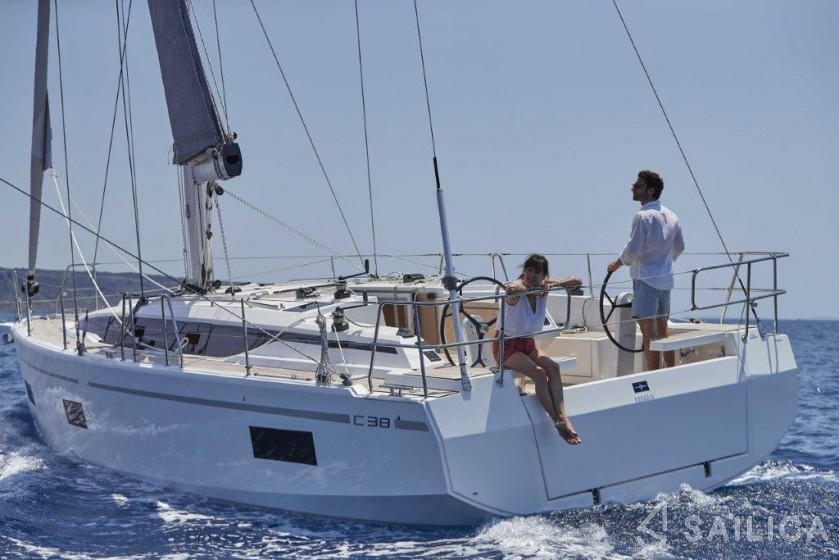 Bavaria C38 - Yacht Charter Sailica