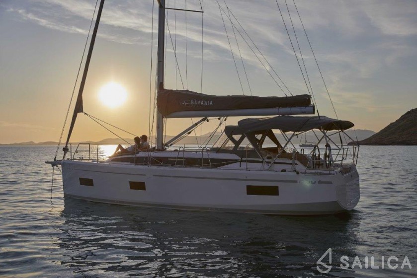 Bavaria C38 - Yacht Charter Sailica