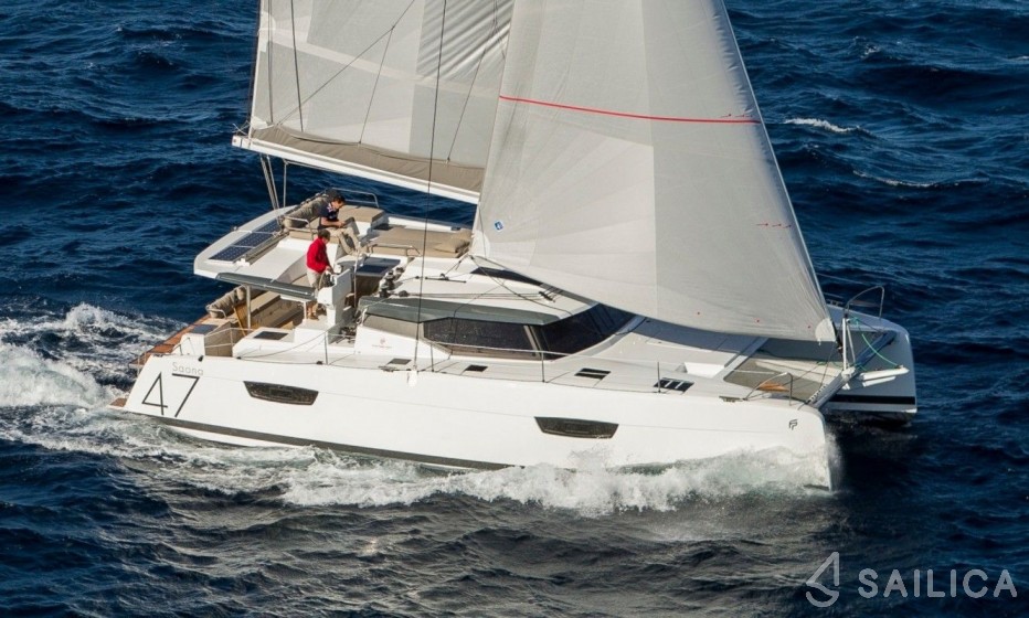 Saona 47 - Yacht Charter Sailica