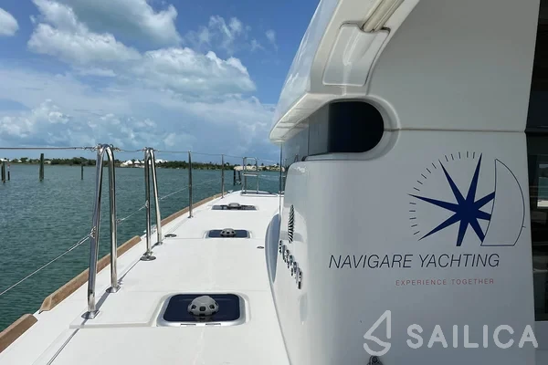 Lagoon 40 - Yacht Charter Sailica