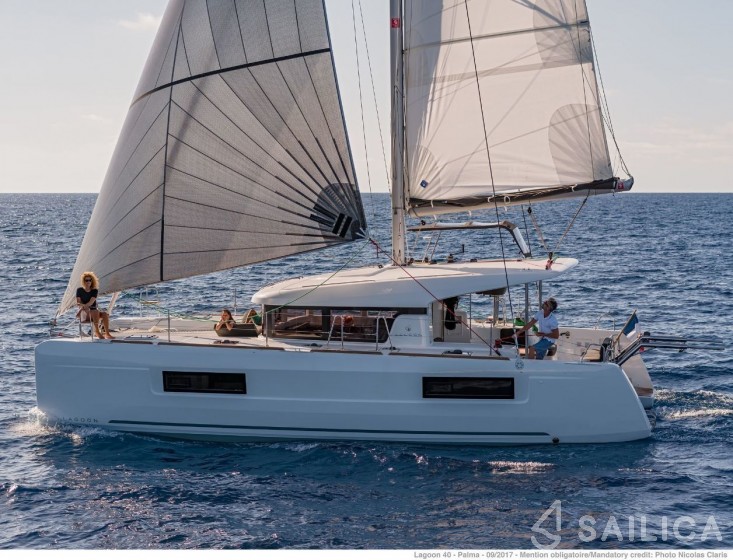 Lagoon 40 - Yacht Charter Sailica