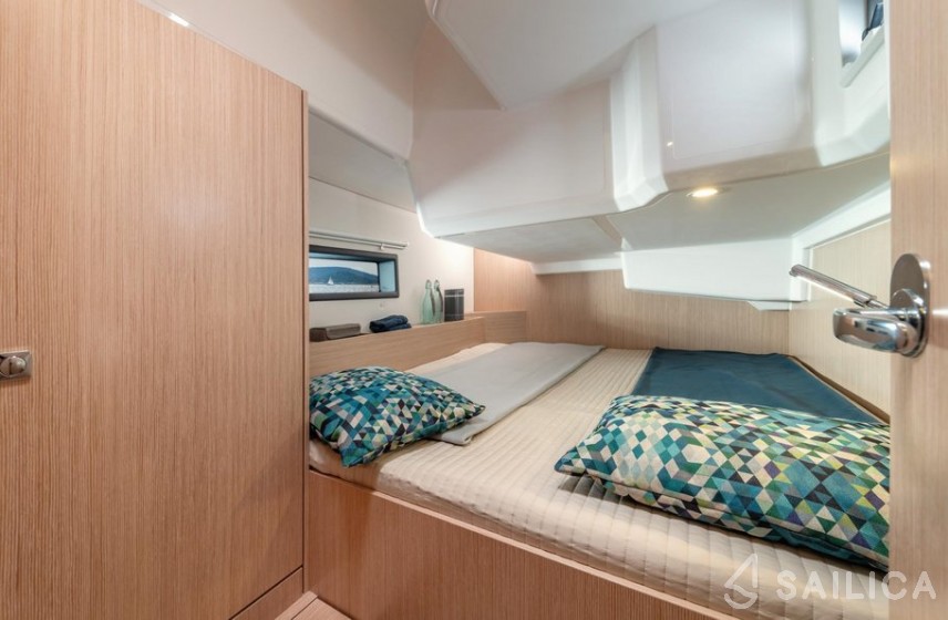 Bavaria C42 - Yacht Charter Sailica