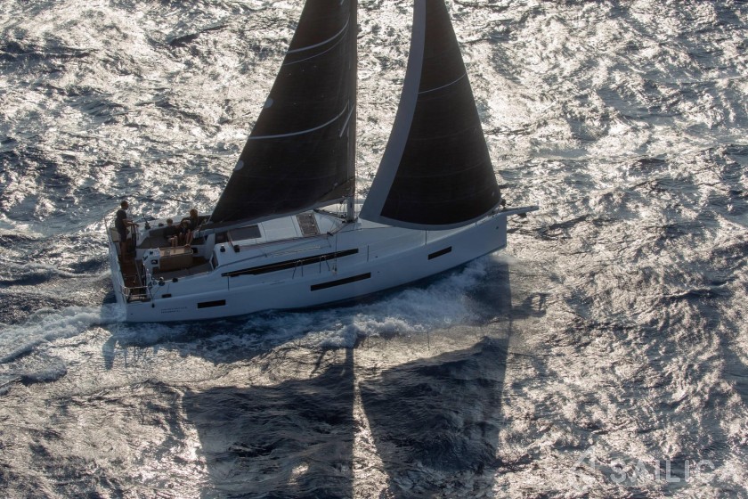 Sun Odyssey 410 - Yacht Charter Sailica