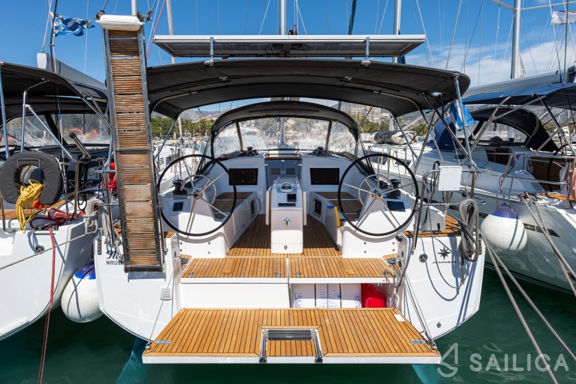 Sun Odyssey 410 - Yacht Charter Sailica
