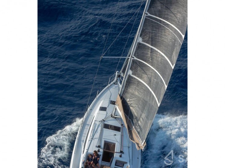 Sun Odyssey 410 - Yacht Charter Sailica