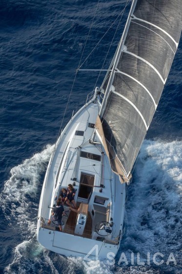 Sun Odyssey 410 - Yacht Charter Sailica
