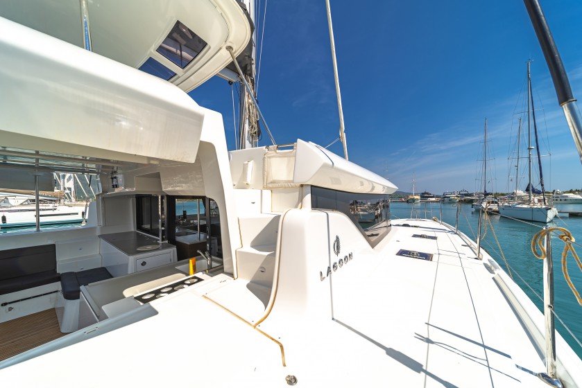 Lagoon 46  - Yacht Charter Sailica