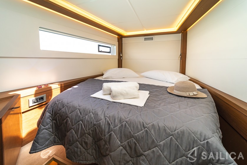 Lagoon 46  - Yacht Charter Sailica