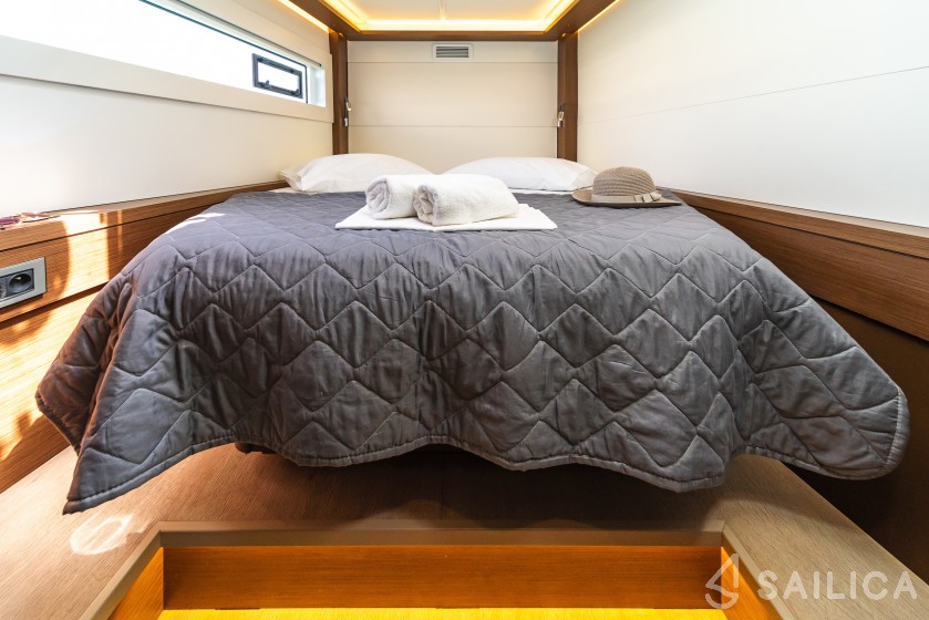 Lagoon 46  - Yacht Charter Sailica