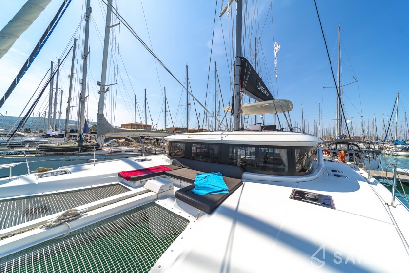 Lagoon 46  - Yacht Charter Sailica