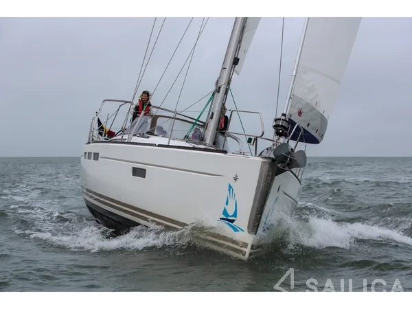 Sun Odyssey 509 - Yacht Charter Sailica