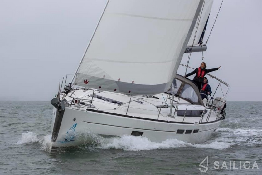 Sun Odyssey 509 - Yacht Charter Sailica