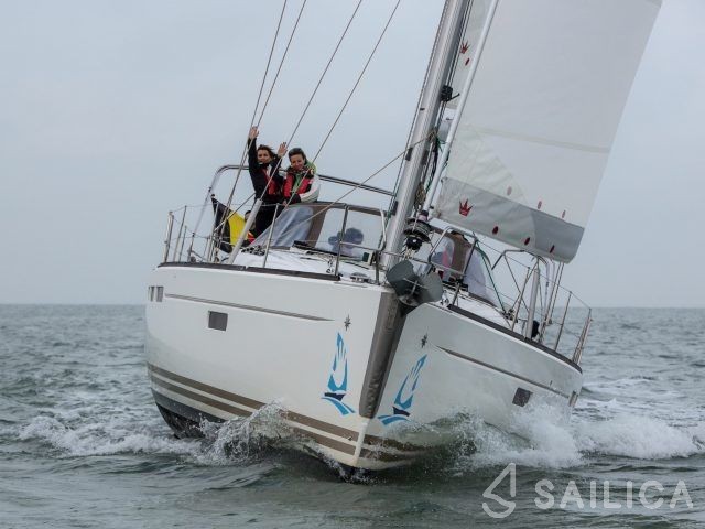 Sun Odyssey 509 - Yacht Charter Sailica